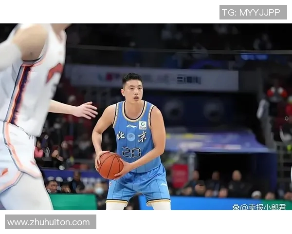 翟晓川：从篮球场的拼搏者到生活中的坚韧榜样